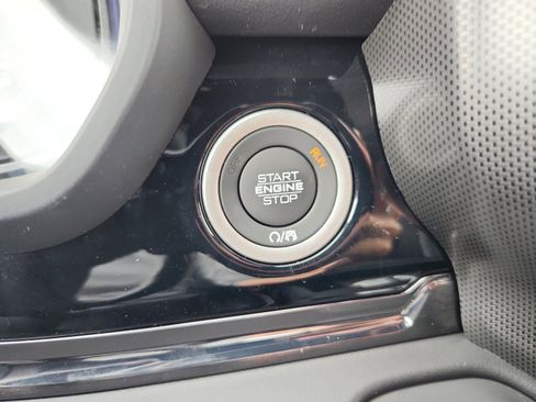 New 2025 RAM 1500 Limited image 30