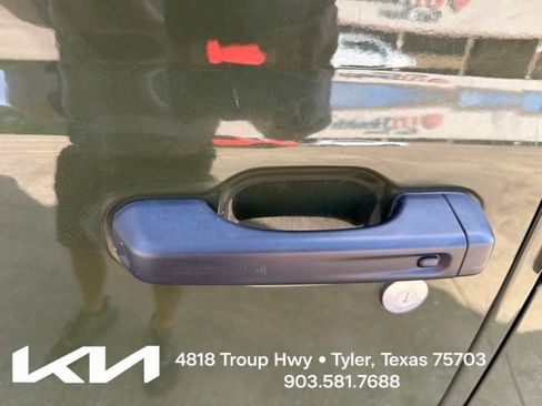 Used 2021 Jeep Wrangler Unlimited Sahara AWD/4WD image 5
