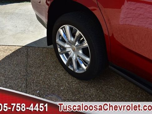 Used 2021 Chevrolet Tahoe High Country AWD/4WD image 18