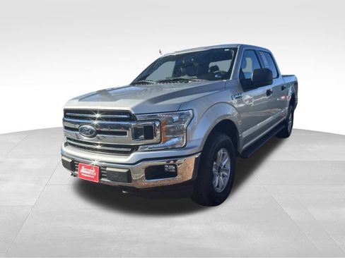 Used 2018 Ford F150 XLT image 2