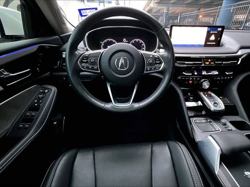 Used 2023 Acura MDX SH-AWD w/ Technology Package image 5