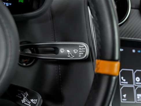 Used 2019 McLaren 600LT RWD image 27