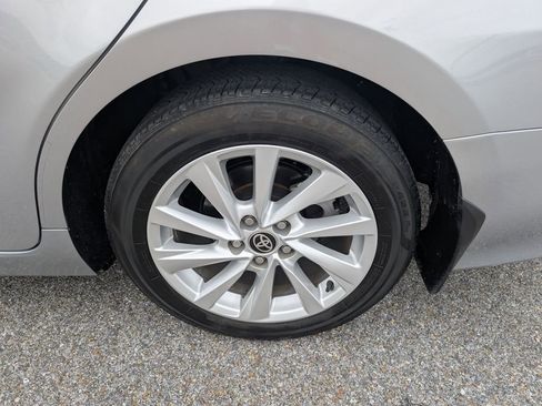 Used 2024 Toyota Camry LE w/ Convenience Package FWD image 29