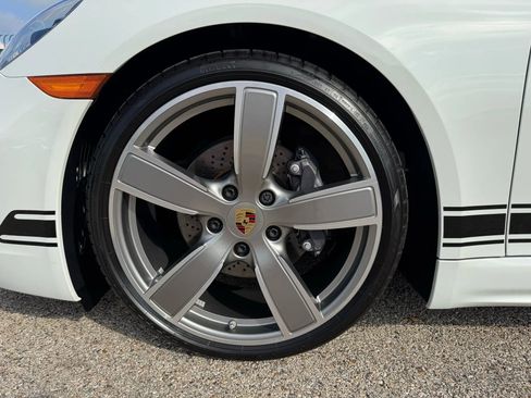 Used 2024 Porsche 718 Boxster w/ Sportdesign Package image 13