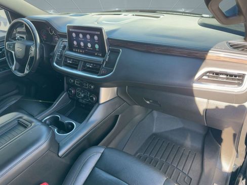 Used 2021 Chevrolet Suburban LT image 29