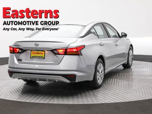 Used 2024 Nissan Altima 2.5 S image 5