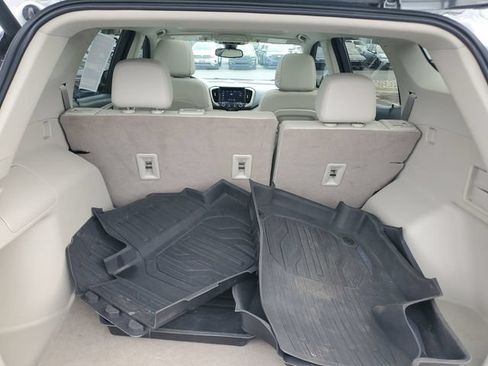 Certified 2023 GMC Terrain Denali w/ Denali Premium Package AWD/4WD image 7