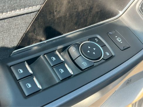 Used 2024 Ford F250 Lariat w/ Chrome Package AWD/4WD image 19
