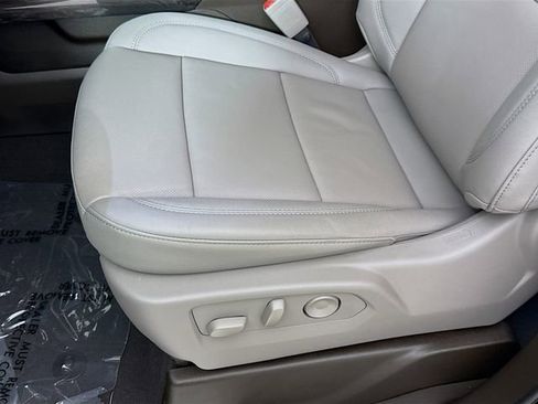 New 2026 Chevrolet Silverado 2500 LTZ w/ LTZ Convenience Package AWD/4WD image 21
