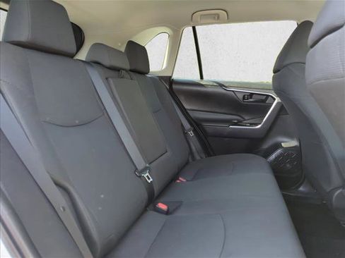 Certified 2021 Toyota RAV4 LE image 24