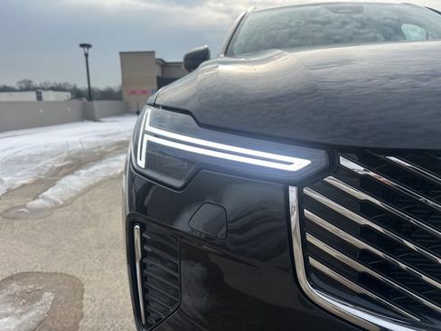 Certified 2025 Volvo XC90 B5 Plus image 12