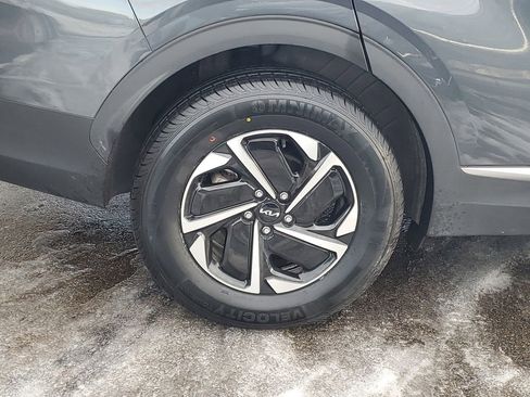 Certified 2023 Kia Sportage LX image 5