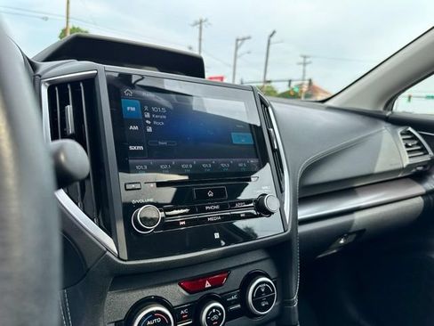 Used 2019 Subaru Impreza 2.0i Limited w/ Popular Package #2 AWD/4WD image 17