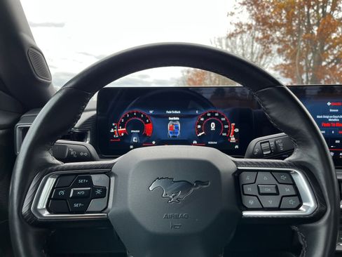 Used 2024 Ford Mustang Premium image 27