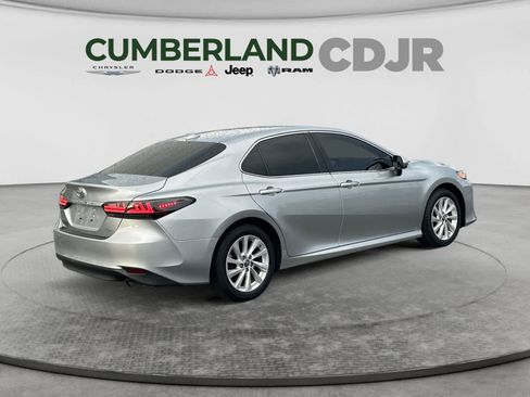 Used 2023 Toyota Camry LE FWD image 6