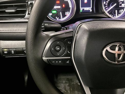 Used 2023 Toyota Camry LE image 22