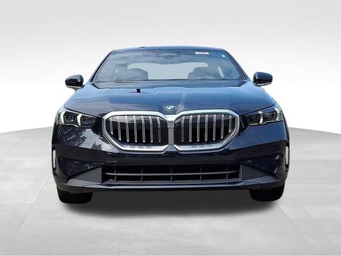 Used 2026 BMW 530i xDrive AWD/4WD image 2