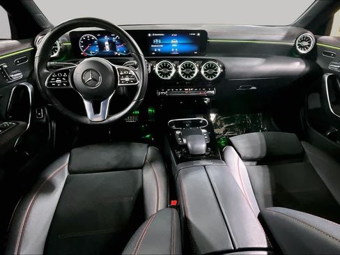 Used 2023 Mercedes-Benz CLA 250 4MATIC image 16