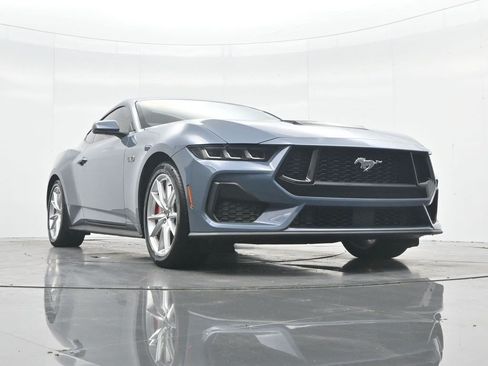 Used 2024 Ford Mustang GT Premium RWD image 32