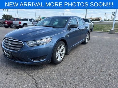Used 2019 Ford Taurus SE FWD image 2