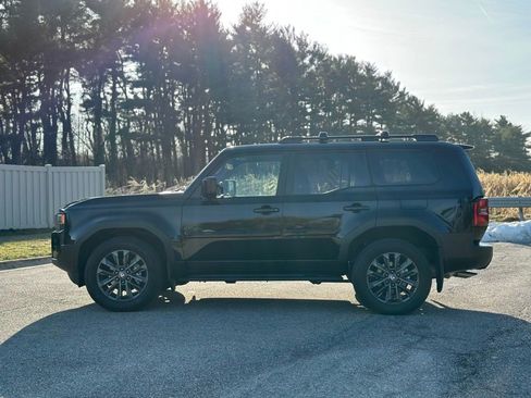 Used 2025 Toyota Land Cruiser w/ Premium Package image 4