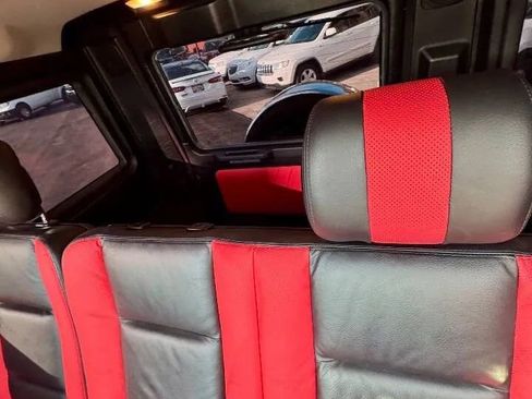 Used 2018 Mercedes-Benz G 550 image 13
