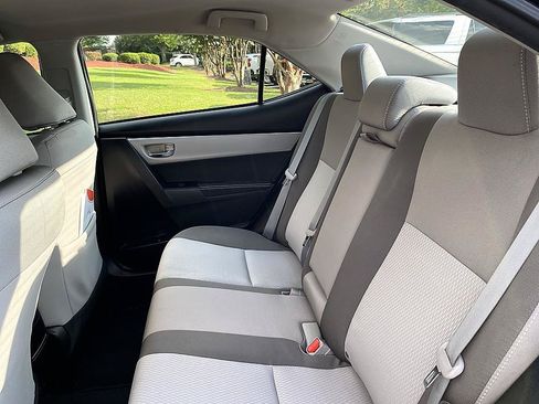 Certified 2018 Toyota Corolla LE FWD image 13