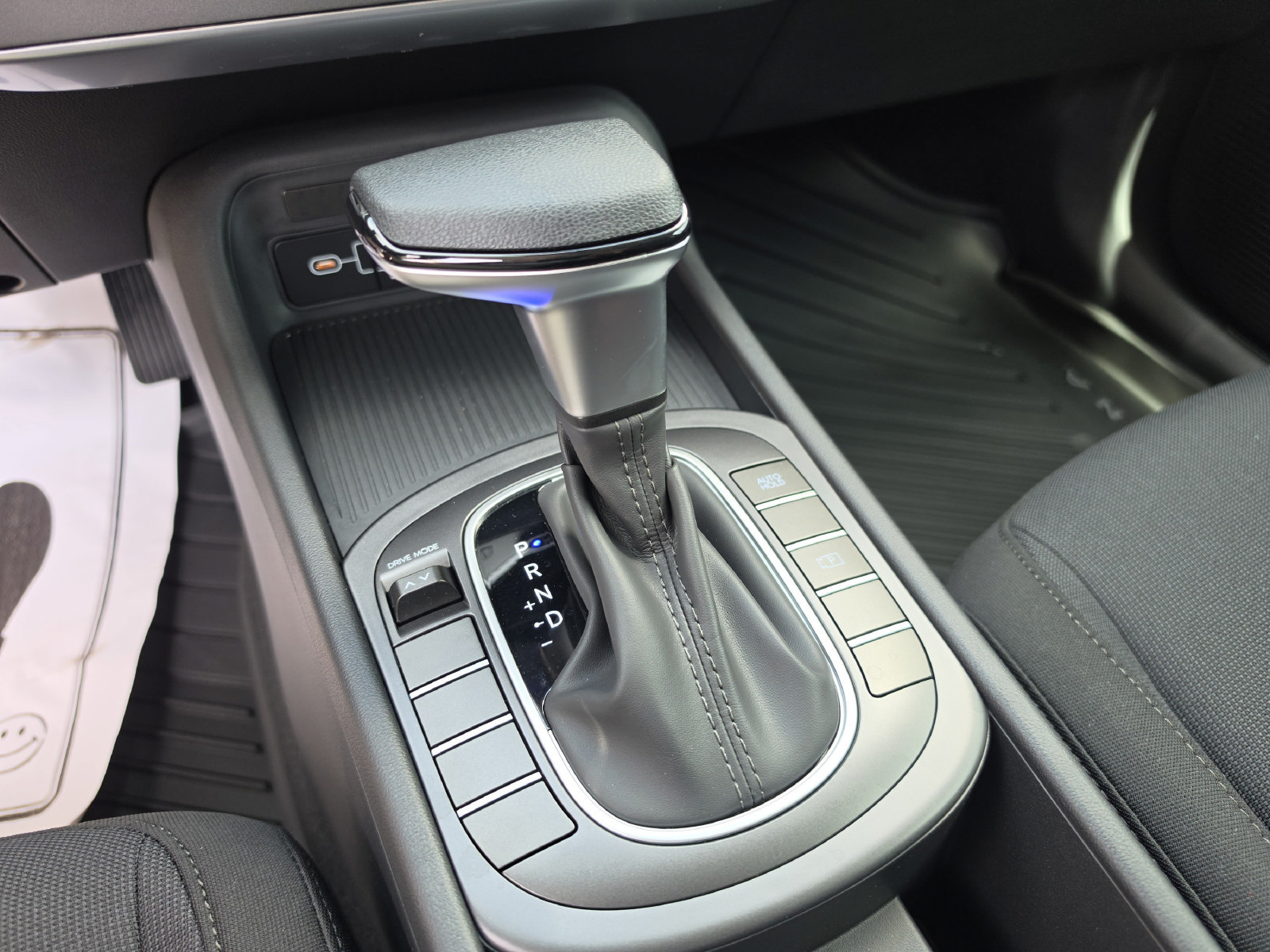 New 2027 Hyundai Kona SE FWD image 28