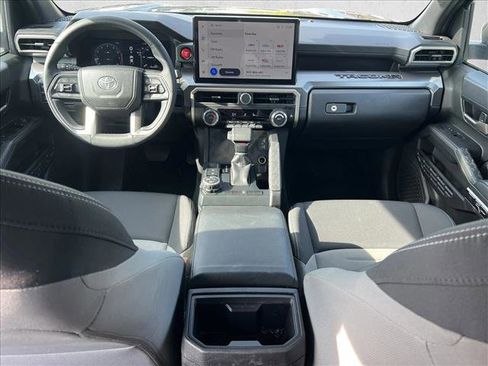 Used 2025 Toyota Tacoma TRD Off-Road image 19