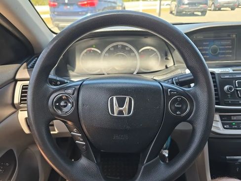 Used 2015 Honda Accord LX image 13