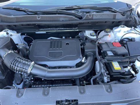 Used 2025 Chevrolet Blazer LT w/ Convenience Package image 33