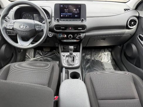 Used 2023 Hyundai Kona SEL AWD/4WD image 9