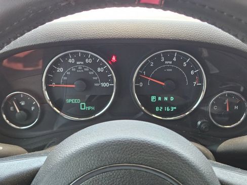 Used 2018 Jeep Wrangler Unlimited Sport S AWD/4WD image 15