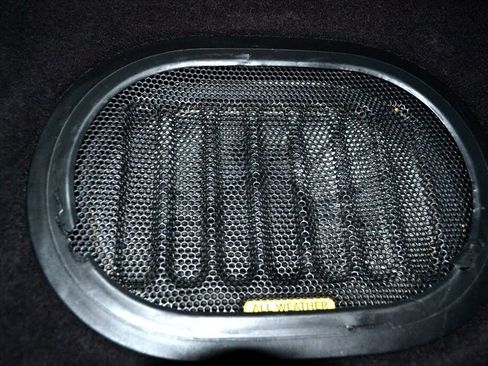 Used 2015 Jeep Wrangler Unlimited Rubicon w/ Dual Top Group image 35