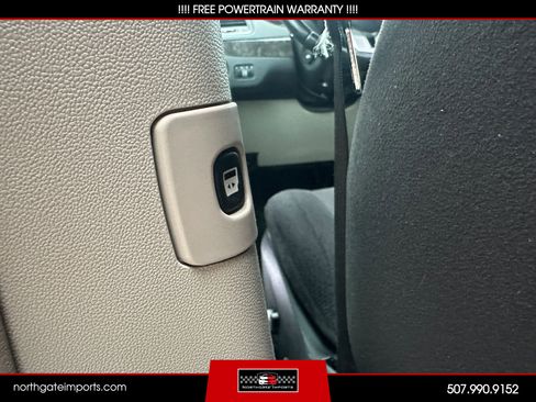 Used 2011 Dodge Grand Caravan Crew image 19