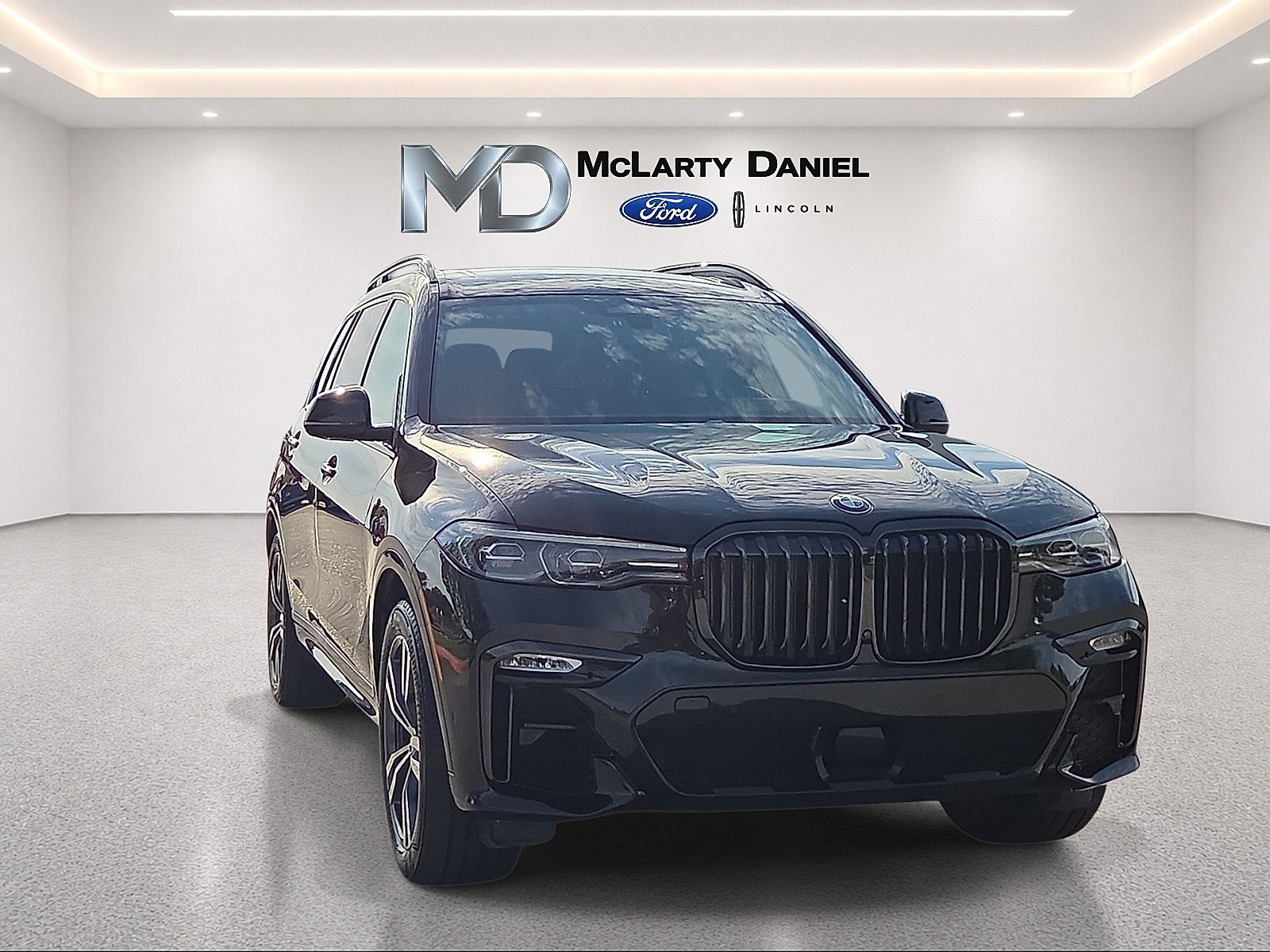 Used 2020 BMW X7 xDrive40i AWD/4WD image 1