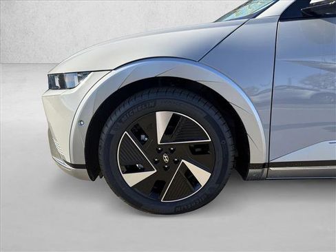 New 2026 Hyundai Ioniq 5 Limited image 10