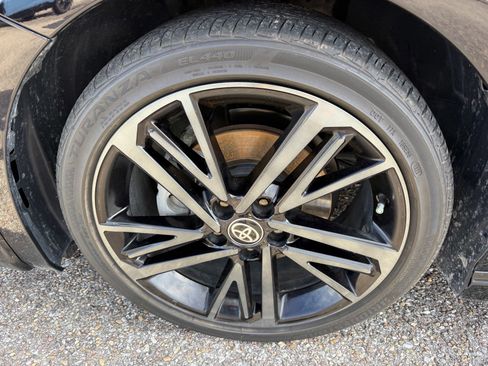 Used 2025 Toyota Camry XSE FWD image 10