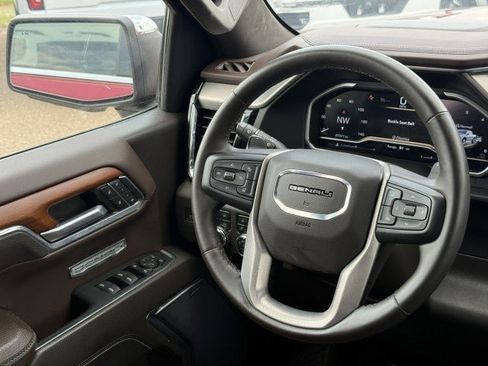 Used 2023 GMC Sierra 1500 Denali w/ Denali Carbonpro Edition AWD/4WD image 36