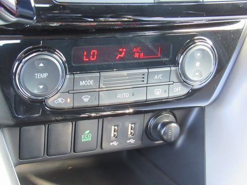 New 2026 Mitsubishi Eclipse Cross LE image 15