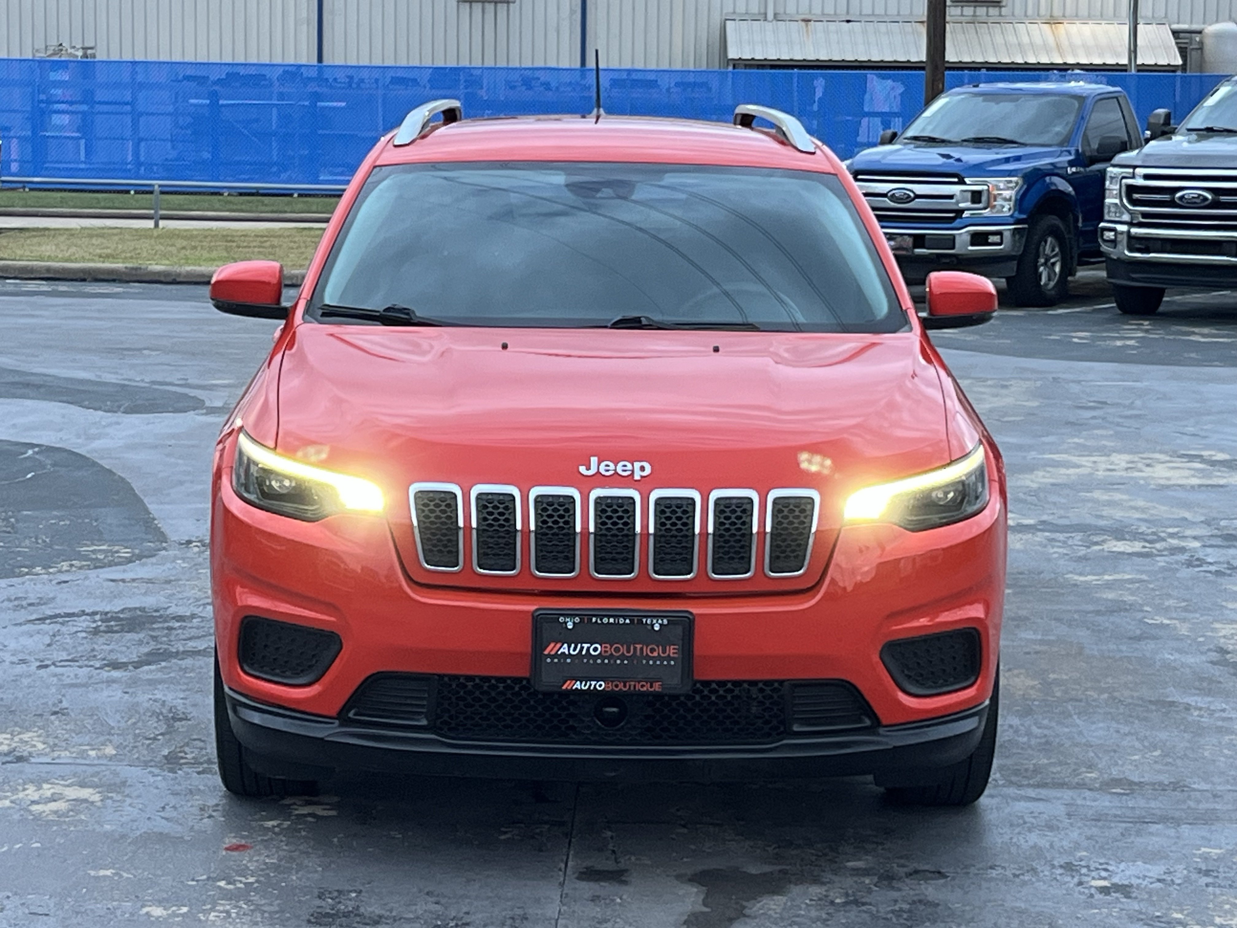 Used 2021 Jeep Cherokee Latitude FWD image 5