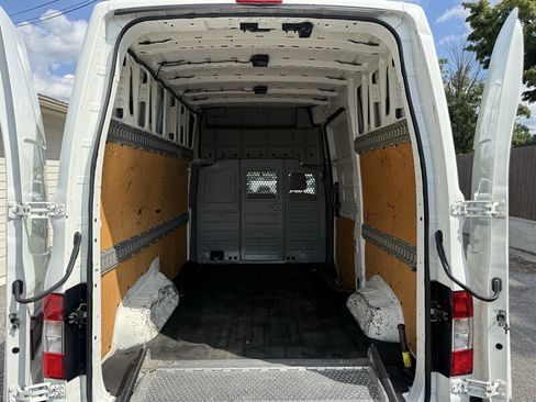 Used 2013 Nissan NV 2500 SV RWD image 19