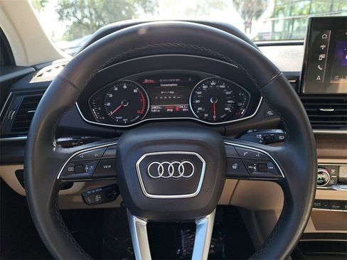 Certified 2023 Audi Q5 2.0T Premium w/ Convenience Package image 8