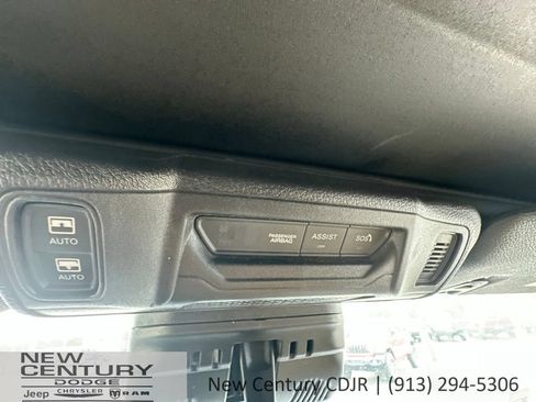 Used 2025 Jeep Wrangler Unlimited Sport S 4xe AWD/4WD image 10