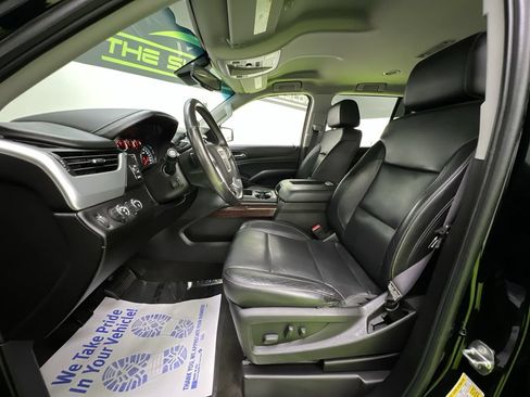 Used 2017 GMC Yukon SLT AWD/4WD image 17