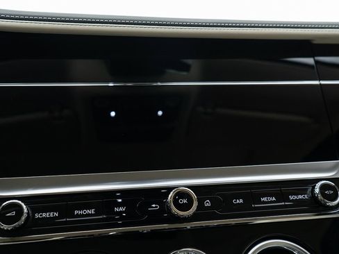 Used 2024 Bentley Continental GT AWD/4WD image 37
