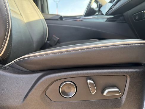 Used 2023 Cadillac Escalade Sport w/ LPO, ONYX Package image 21