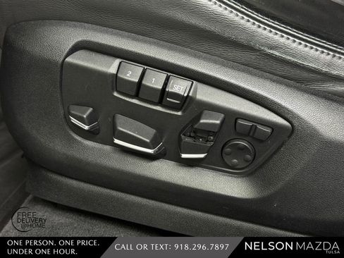 Used 2017 BMW X5 M AWD/4WD image 19