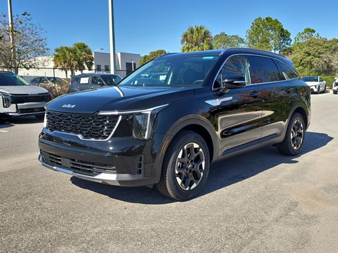 New 2026 Kia Sorento S image 4