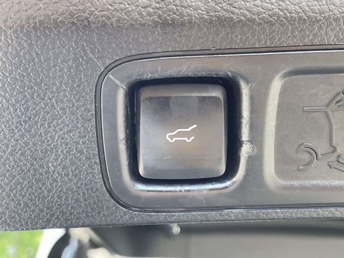 Used 2019 Ford Expedition Platinum AWD/4WD image 10
